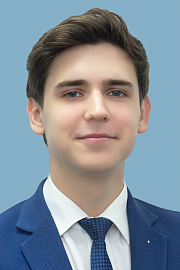 Максим Иванов